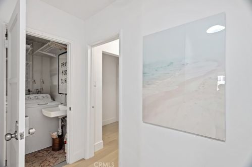 212 41st St, Manhattan Beach CA  90266-3141 exterior