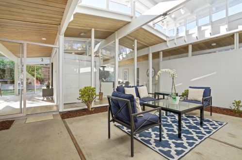 1155 Hollenbeck Ave, Sunnyvale, CA 94087-2405