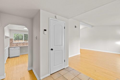 154 Oakmeade Ct, Vacaville CA exterior