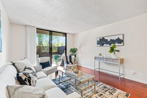 2131 Shelter Creek Ln, San Bruno, CA 94066-3823