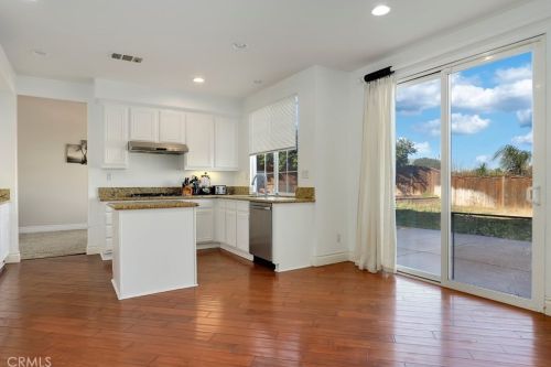 33237 Chert Ln, Wildomar CA  92595-6927 exterior