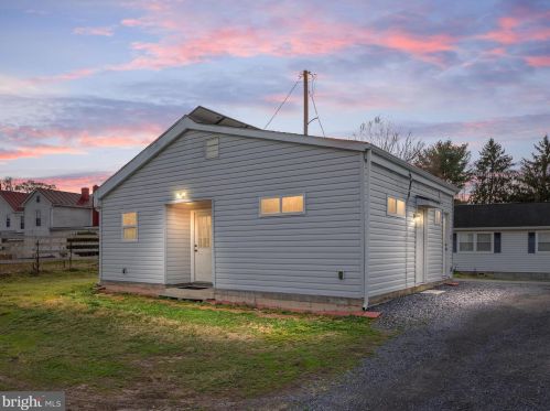 108 Hisey St, Edinburg, VA 22824-3096