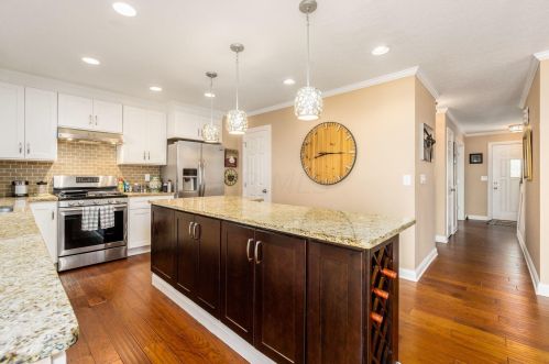 1180 Weeping Willow Ct, Blacklick OH  43004-5013 exterior