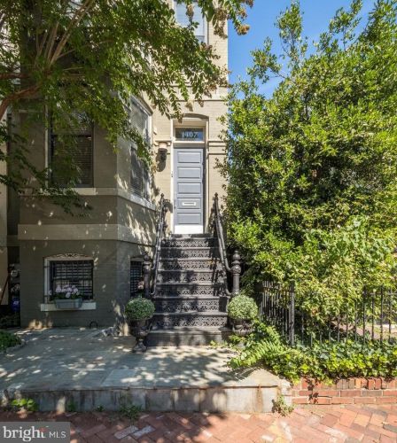 1407 33rd St, Washington DC  20007-2841 exterior