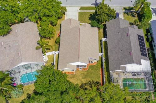 4784 Ridgemoor Cir, Palm Harbor FL  34685-3149 exterior