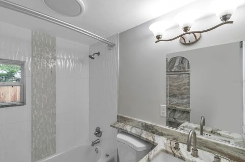 5461 43rd Ter, Saint Petersburg FL  33714-3624 exterior