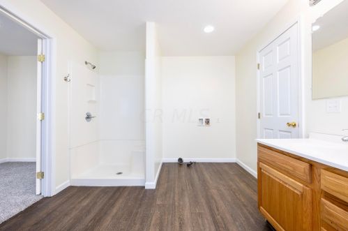 416 Park St, Bellefontaine OH  43311-2448 exterior