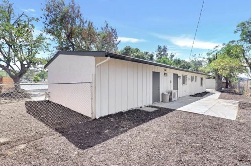 12244 Lakeshore Dr, Lakeside CA  92040-3020 exterior