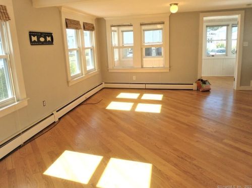 34 Milesfield Ave, Milford CT  06460-7338 exterior