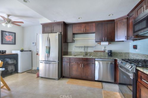 21233 Cottonwood Ln, Walnut CA  91789-3332 exterior