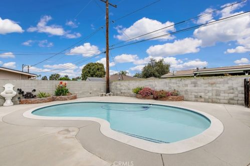 223 Benbow St, Covina CA 91722-2909 exterior