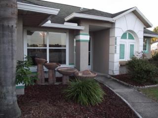 4860 Areca Palm St, Cocoa, FL 32927-2032