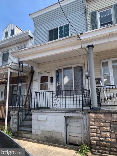 502 Mahanoy St, Glendon, PA 17948-2414