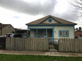 318 Dearing Ave, Fresno, CA 93702-3114