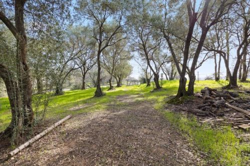 37 Westwood Way, Oroville, CA 95966-9233
