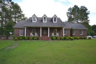 7175 Cedar Creek Rd, Fayetteville, NC 28312-7676