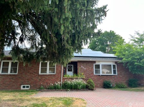 966 Old Bridge Tpke, East Brunswick NJ  08816-3848 exterior