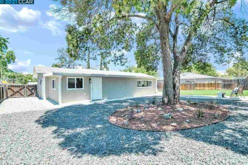 1704 Greer Ave, Concord CA  94521-2244 exterior