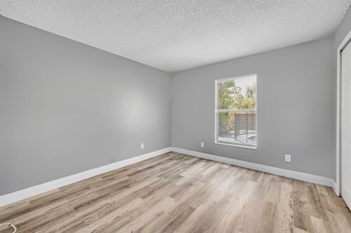 7836 104 Ave, Vero Beach FL 32967-3660 exterior