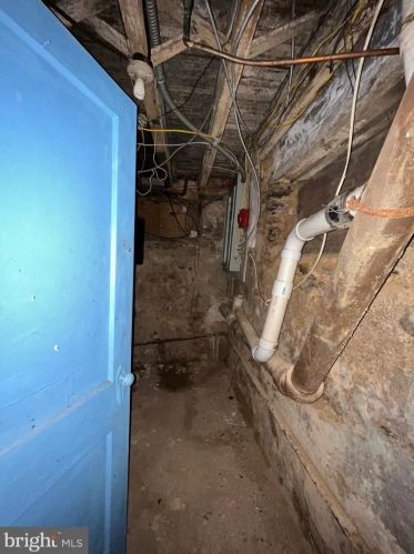 601 Chelten Ave, Philadelphia PA  19126-3825 exterior