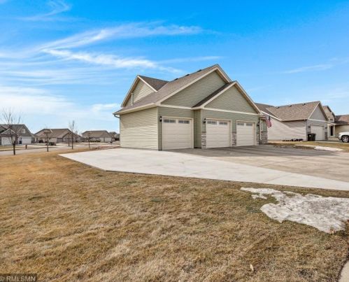 654 Brianna Dr, Sartell, MN 56377-2018