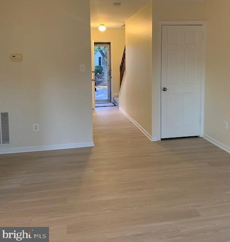 8347 Stationhouse Ct, Lorton VA  22079-1206 exterior