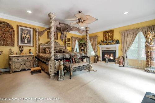 40 Wilson Ave, Morganville NJ  07751-9786 exterior