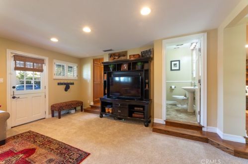 2802 Josie Ave, Long Beach CA 90815-1514 exterior