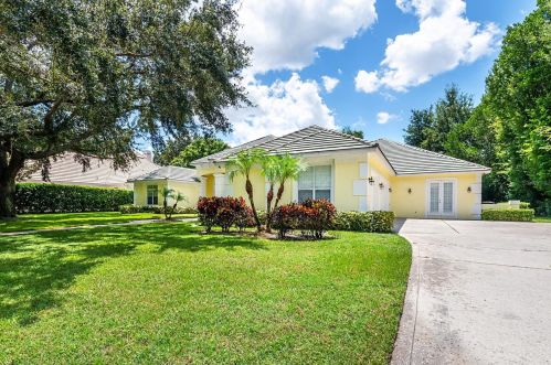9111 Great Heron Cir, Orlando, FL 32836-5486