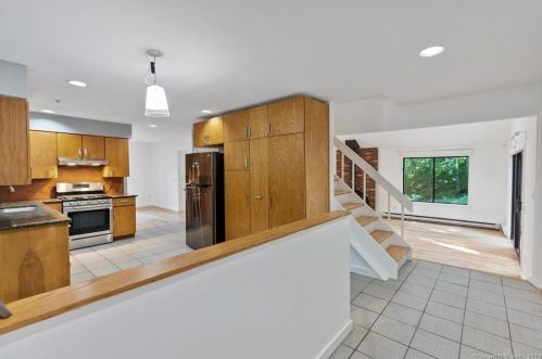 783 Salem Rd, Ridgefield, CT 06877-1713