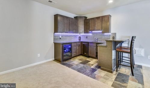 21099 Honeycreeper Pl, Leesburg VA exterior