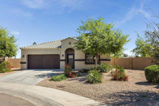 7245 Solano Dr, Glendale, AZ 85303-4611