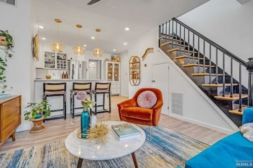 3104 Summit Ave, Union City NJ  07087-2415 exterior