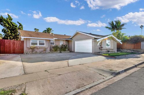 4471 Appleton St, San Diego CA 92117-1909 exterior