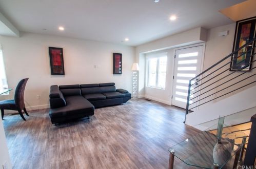 6160 Pacific Coast Hwy, Redondo Beach CA  90277-5907 exterior