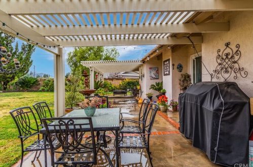 42371 Cosmic Dr, Temecula CA 92592-3282 exterior