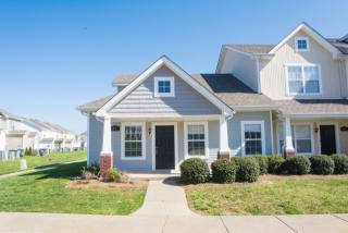 81 John Sevier Ave, Clarksville, TN 37040-5146