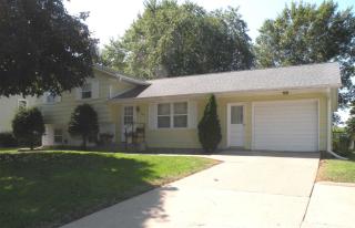 1508 9th St, Clinton, IA 52732-5043