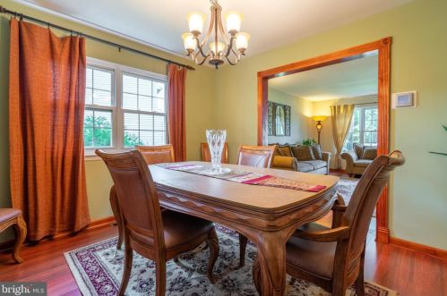 293 Stormfield Dr, Harleysville PA  19438-2330 exterior