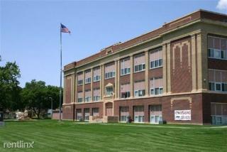 109 Luverne St, Luverne MN  56156-1470 exterior