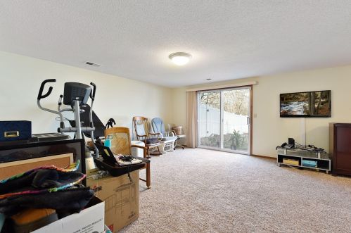 5759 Donegal Dr, Saint Paul MN 55126-3701 exterior