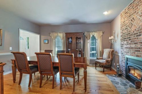 5 Briar Ct, Tompkins Corners, NY 10579-2626