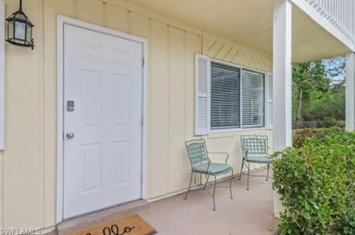 4611 Bayshore Dr, Naples, FL 34112-6531