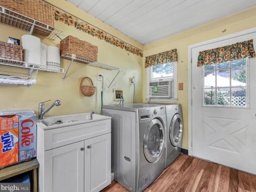 612 Beechwood Rd, Willow Grove PA  19090-1304 exterior