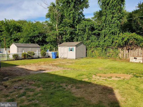 28 Buckingham Dr, Willingboro NJ  08046-1623 exterior