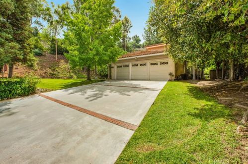 3136 Hemstead Ct, West Covina, CA 91791-3438