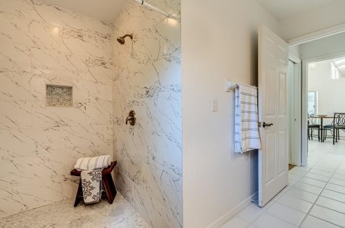 963 Ridgewood Ter, Tarpon Springs FL  34689-2622 exterior