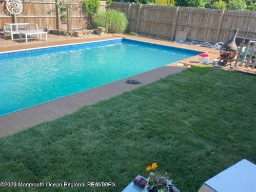 2237 Emerald Park Dr, Lacey NJ  08731-3716 exterior