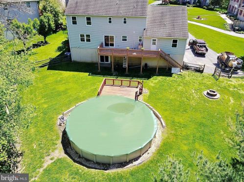 239 Hawkes Ct, Hockessin DE  19707-1351 exterior