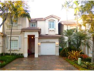 11227 73rd Ter, Miami, FL 33178-2864